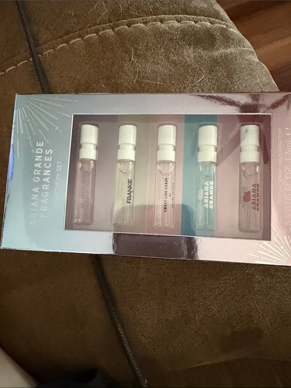 Ariana Grande Mini Fragrance Set - Pink & Blue Vials